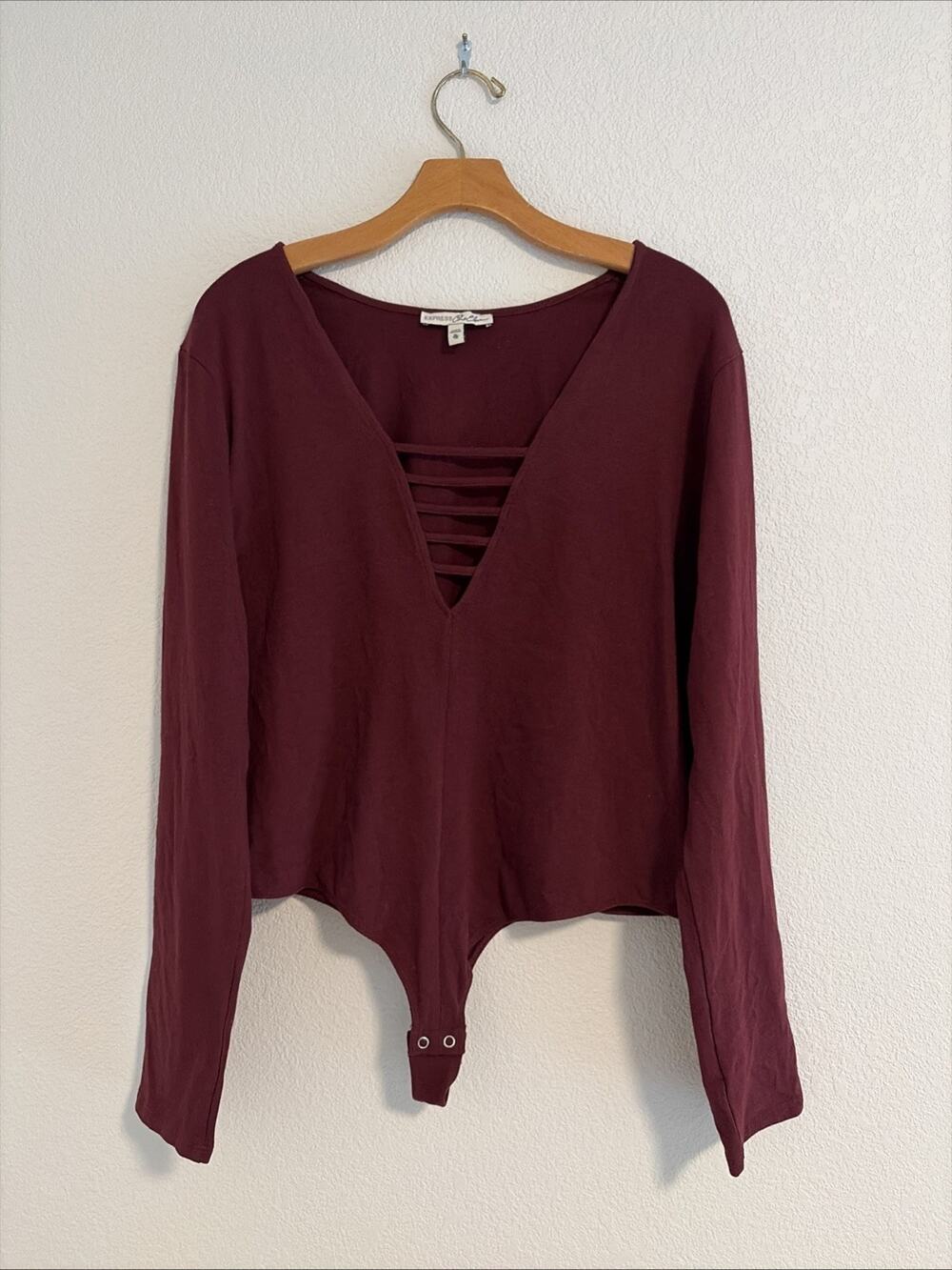 NEW Express One Eleven Wine Red Long Sleeve Soft V-Neck Bodysuit XL